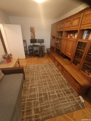 Langa Complexul Studențesc,Cu Centrala,Decomandat, Mobilat Ok,320 E - imagine 1