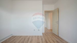 COMISION 0%| APARTAMENT 3 CAMERE| DE VANZARE| DECOMANDAT| DOUA BAI - imagine 12