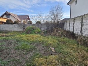 Glina teren intravilan 500 mp