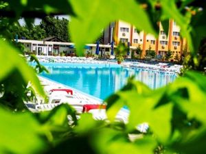 Pensiune restaurant , piscina, salon de evenimente de vanzare - imagine 14 Pensiune restaurant , piscina, salon de evenimente de vanzare - imagine 14