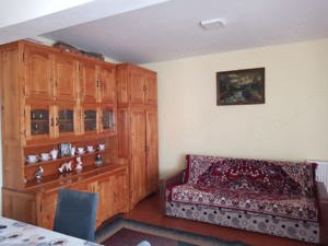 Închiriez apartament