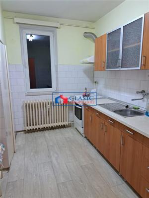 Vanzare apartament 2 camere in Gheorgheni- zona Interservisan - imagine 1