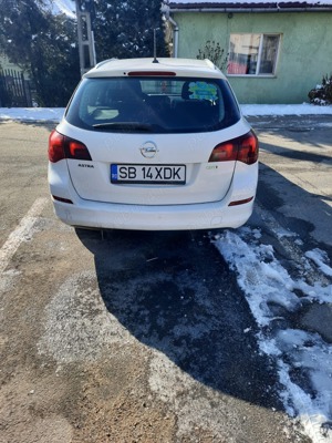Opel Astra J Sport 1700 Diesel - imagine 2