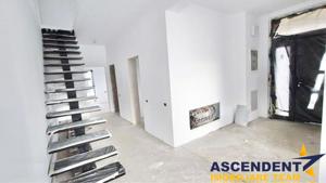 Vila impozanta, aspect deosebit, configuratie tip duplex, view, Brasov - imagine 13