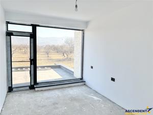 Vila impozanta, aspect deosebit, configuratie tip duplex, view, Brasov - imagine 7