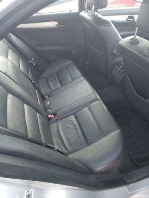Mercedes Benz C 220 - imagine 4