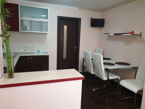 Apartament cu 3 camere, decomandat, Diham / Arena Nationala - imagine 4