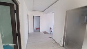 Spatiu comercial si Vila P+1 de vanzare in Comuna Cosereni, jud.Ialomita, 50 km de Bucuresti - imagine 9