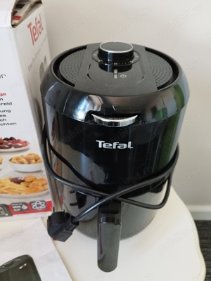 Airfryer Tefal folosit foarte puțin 