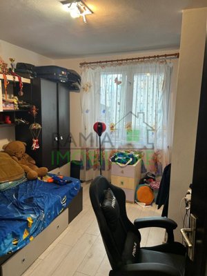 Apartament 3 camere - Astra - imagine 11