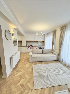 Apartament cu 2 camere mobilat si utilat 43 mp plus terasa de 12 mp in Floresti!