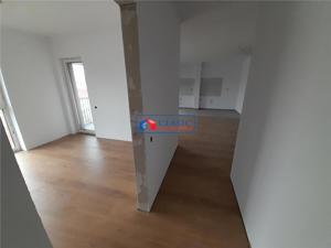 Vanzare apartament 3 camere cu terasa de 43 mp bloc nou zona Unitatii Militare Floresti - imagine 2