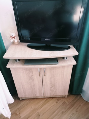 Vând masa televizor 