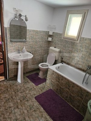 Casă spațioasă, 5 camere, 120 mp. zona Vadul Moților  - imagine 10
