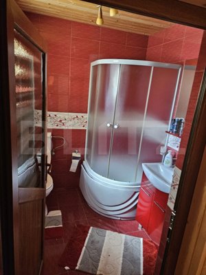 Casă spațioasă, 5 camere, 120 mp. zona Vadul Moților  - imagine 9