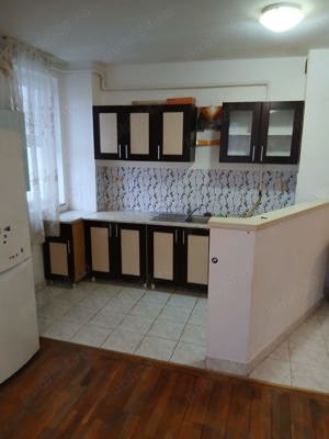 Inchiriez apartament cu 2 camere - imagine 8