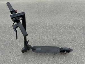 Trotineta electrica cu bluetooth XIAOMI-PRO 2-originala,prinde 35 km la ora,cu pilot automat - imagine 2