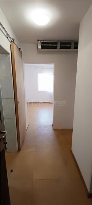 Apartament 28mp in Berzasca  CS - imagine 2