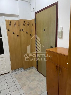 Apartament 2 camere , centrala proprie , clima, zona Aradului - imagine 5