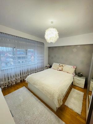 Vand apartament 3 camere - imagine 5