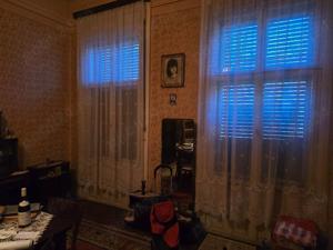 Vand ap 2 camere si dep, ultracentral , la curte comuna , 3 geamuri front stradal , reabilitata ext - imagine 9