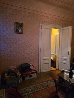 Vand ap 2 camere si dep, ultracentral , la curte comuna , 3 geamuri front stradal , reabilitata ext - imagine 8