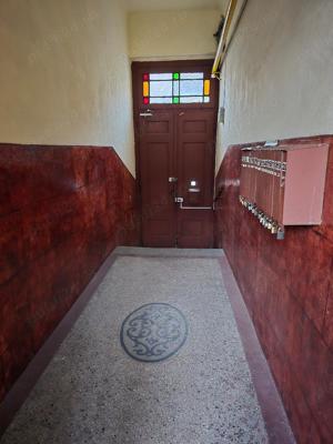 Vand ap 2 camere si dep, ultracentral , la curte comuna , 3 geamuri front stradal , reabilitata ext - imagine 11