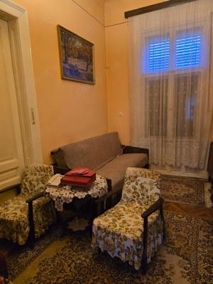 Vand ap 2 camere si dep, ultracentral , la curte comuna , 3 geamuri front stradal , reabilitata ext - imagine 14