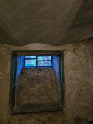 Vand ap 2 camere si dep, ultracentral , la curte comuna , 3 geamuri front stradal , reabilitata ext - imagine 17