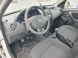 DACIA DUSTER 2014 1.5 Dci 110 Cp - imagine 6 DACIA DUSTER 2014 1.5 Dci 110 Cp - imagine 6