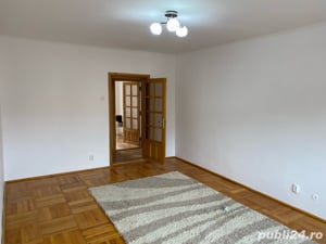 Proprietar vând apartament 2 camere decomandat - central P-ța Mihai Viteazul(Str.T. Vladimirescu)