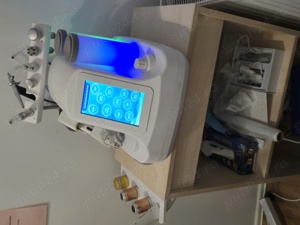 Aparat pentru tratamente faciale