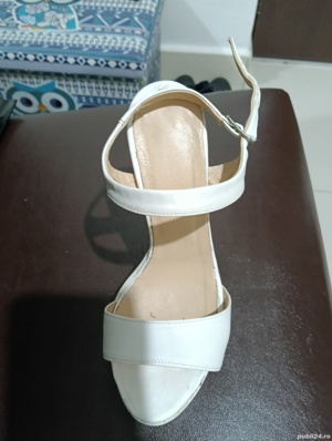 vanzari sandale - imagine 2