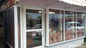 Vând spațiu comercial