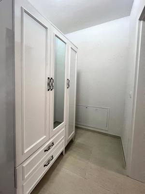 Apartament o camera - 360 Euro - Zona Mehala - imagine 8