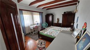 Vand casa de 380 mp, cu teren de 3500 mp in Sangeorgiu de Mures - imagine 12
