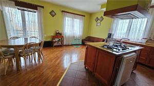 Vand casa de 380 mp, cu teren de 3500 mp in Sangeorgiu de Mures - imagine 2