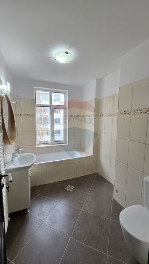 Apartament de închiriat în Centrul Vechi al Craiovei - imagine 3