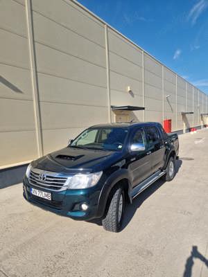 Toyota Hilux 4x4 Cabina Dubla Style+ Aut.
