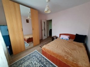 Apartament de 2 camere, 50 mp, centrala proprie, metrou, zona Dristor 