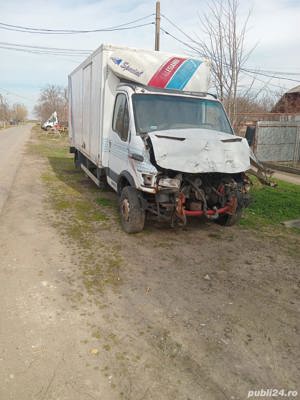 Dezmembrez Iveco 65C17 - imagine 2