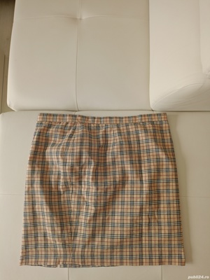 Vând fusta produs de calitate mărimea L.