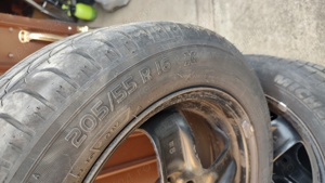 Vând 4 cauciucuri cu genti pentru Opel Astra H 205/55 r16 Michelin  - imagine 2
