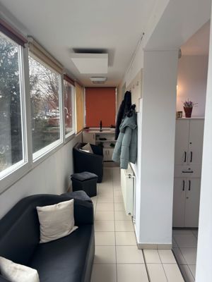 Spatiu comercial, spre vanzare, in zona centrala, cu vad bun - imagine 4