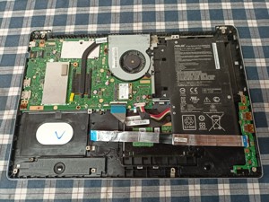 Dezmembrez Asus TP500L - imagine 4