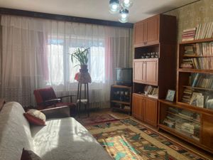 350Euro!! Apartament cu 2 camere decomandate, etaj 1, Nicolina - imagine 1