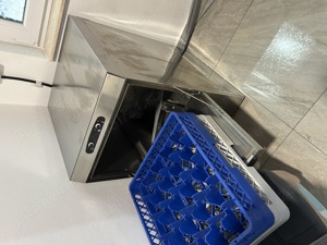 Mașină de spălat vase și pahare profesională  - imagine 3