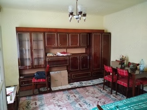 Vand casa in curte comuna - imagine 2