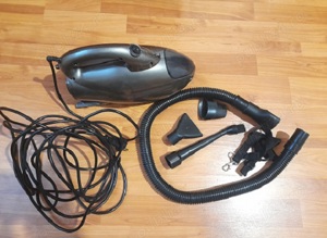 Aspirator de mana  fara sac de praf, fabricat in Germania