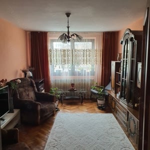 Vând apartament cu 3 camere - imagine 5